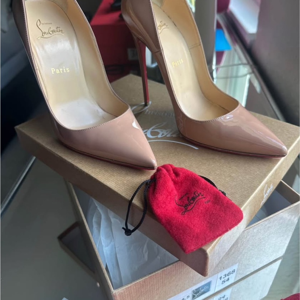 Christian Louboutin Beige Patent Leather Heels
